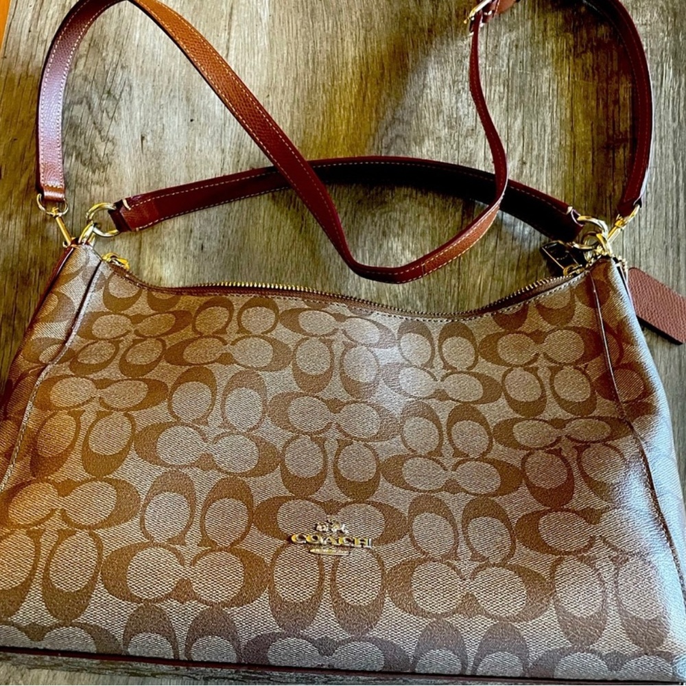 Like new coach handbag